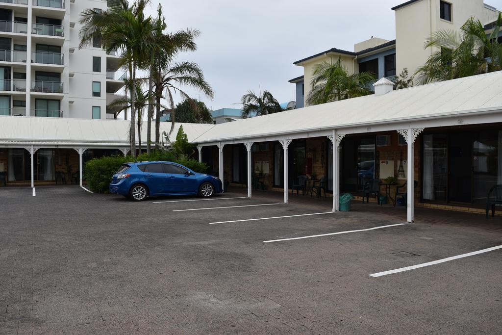 Maroochydore Beach Motel Buitenkant foto
