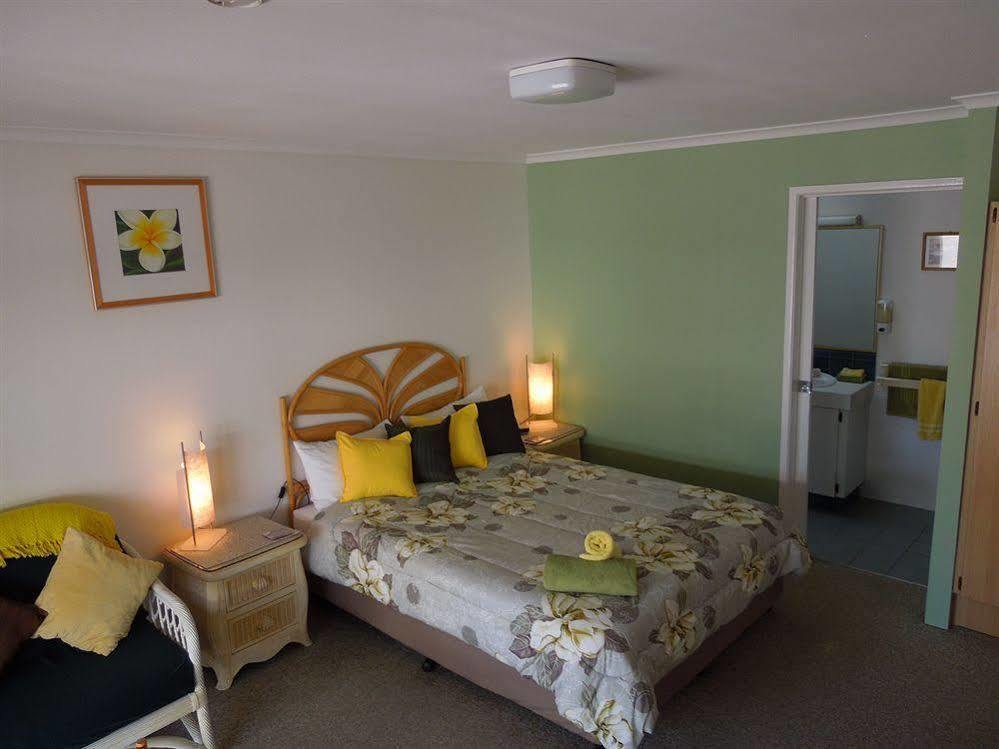 Maroochydore Beach Motel Buitenkant foto